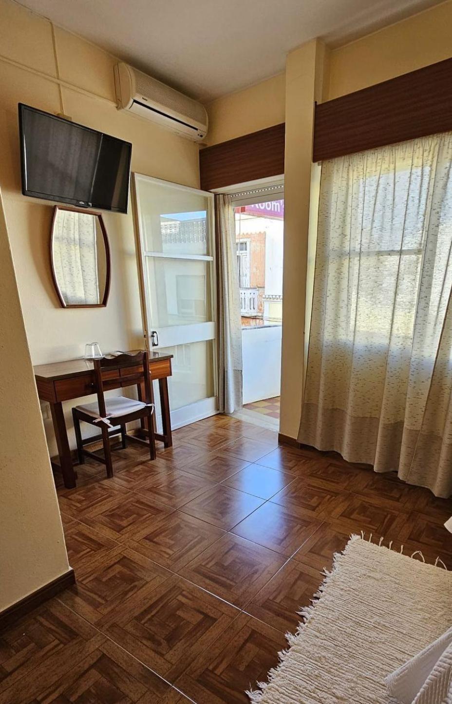 Romeu Bed and Breakfast Quarteira Buitenkant foto