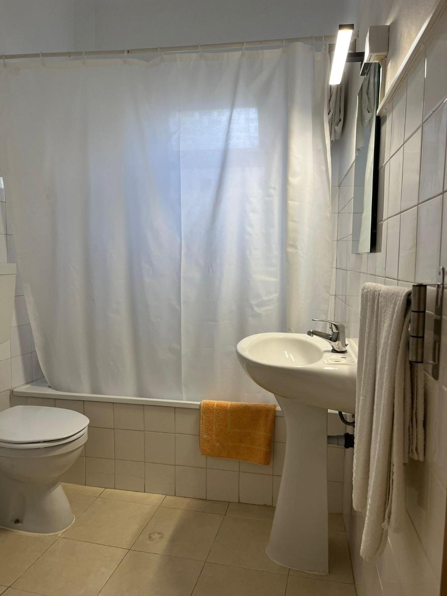 Romeu Bed and Breakfast Quarteira Buitenkant foto
