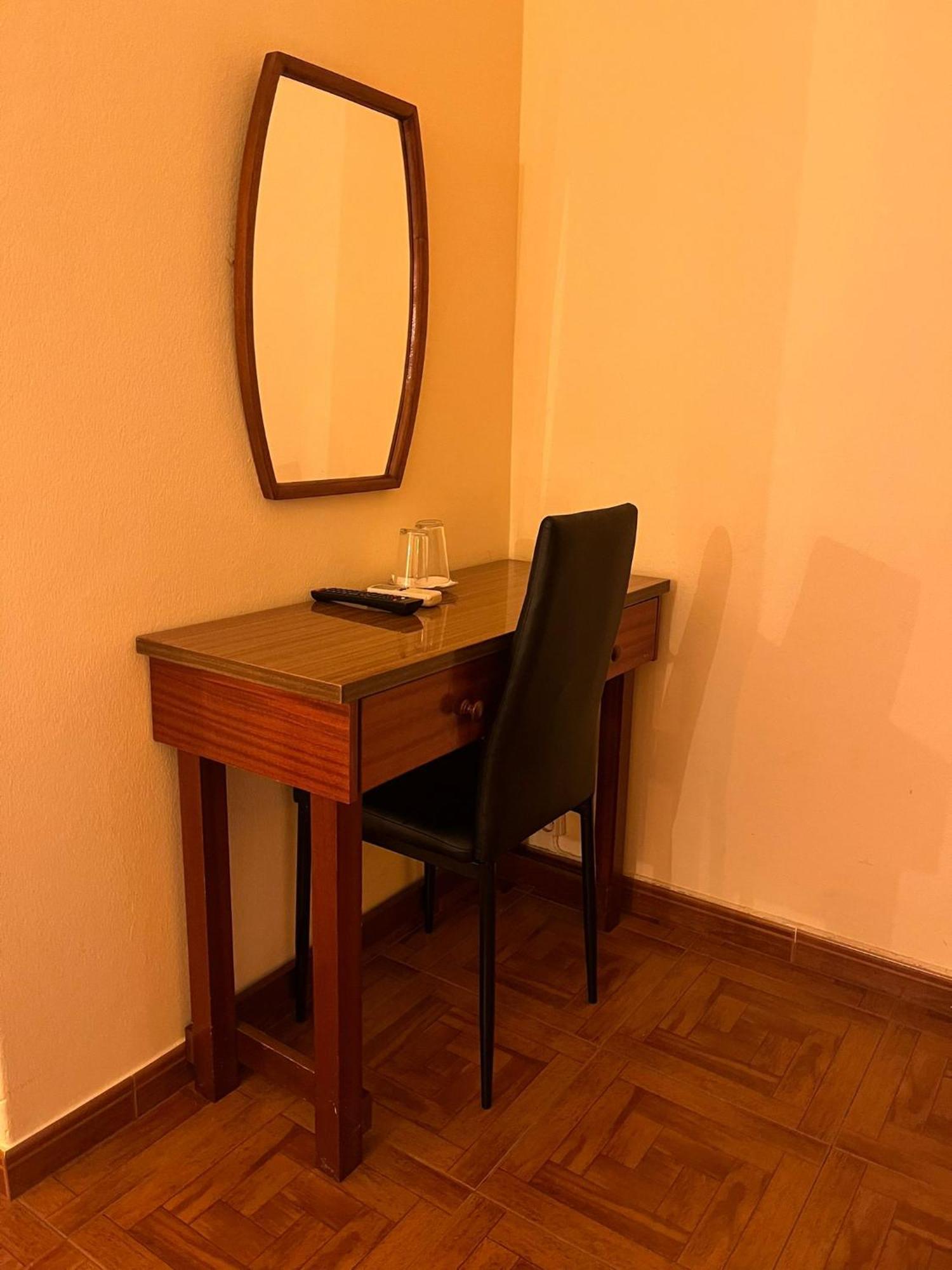 Romeu Bed and Breakfast Quarteira Buitenkant foto