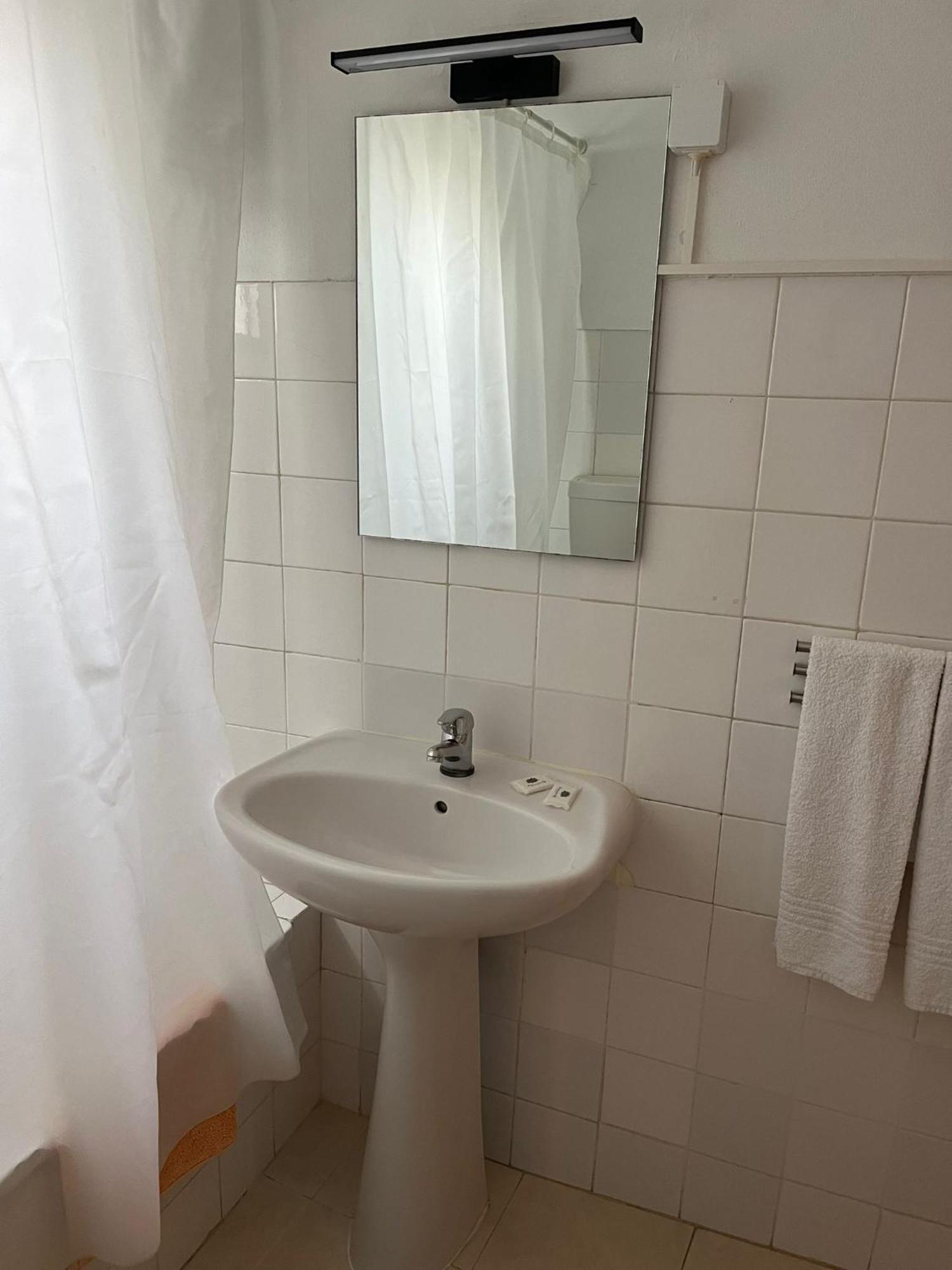 Romeu Bed and Breakfast Quarteira Buitenkant foto
