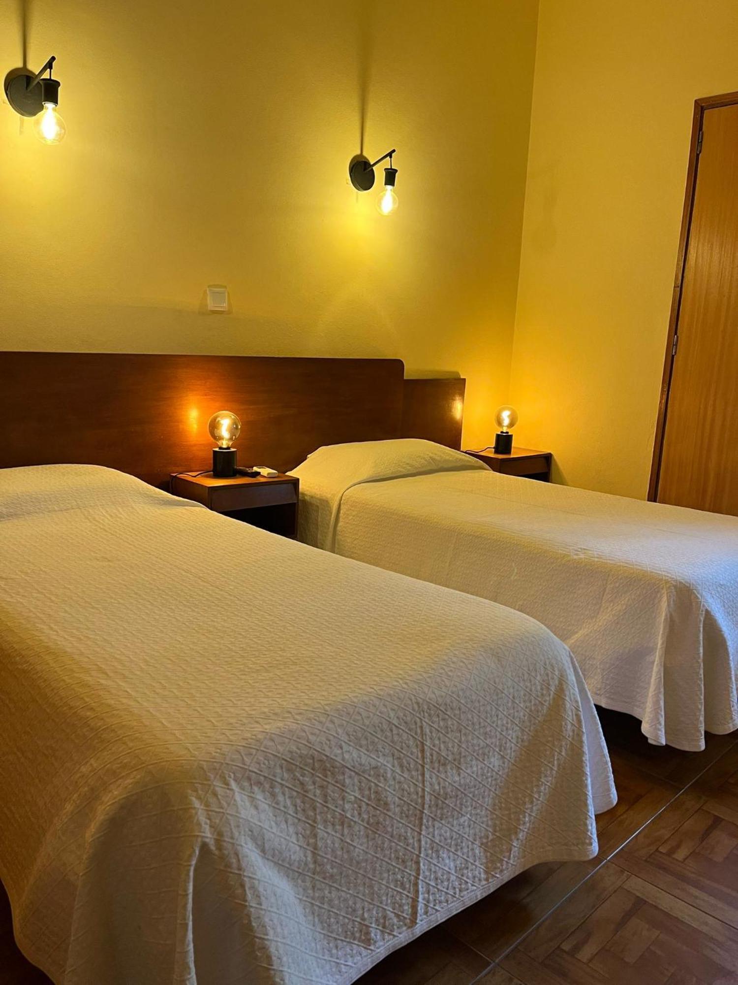 Romeu Bed and Breakfast Quarteira Buitenkant foto